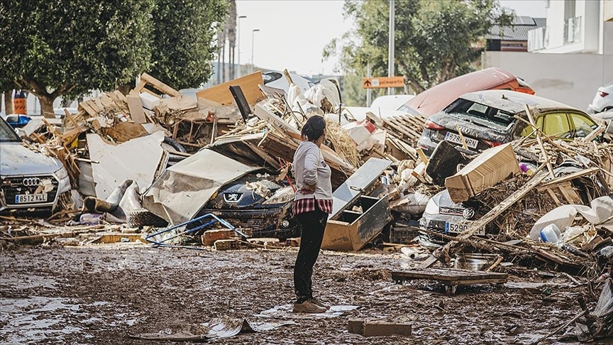 İspanya’daki Sel Felaketine 16,5 Milyar Avro Yardım Yetersiz Kalıyor